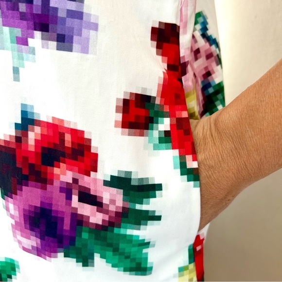 Love Moschino Floral Pixel Dress White Sleeveless Mini Stretch Cotton Size 8 - Picture 13 of 16